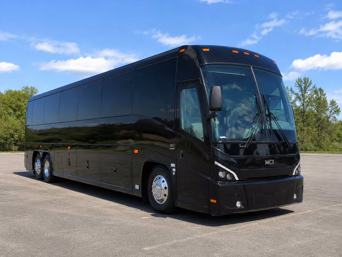 airport transfer shuttle buses for corporate groups traveling through mia