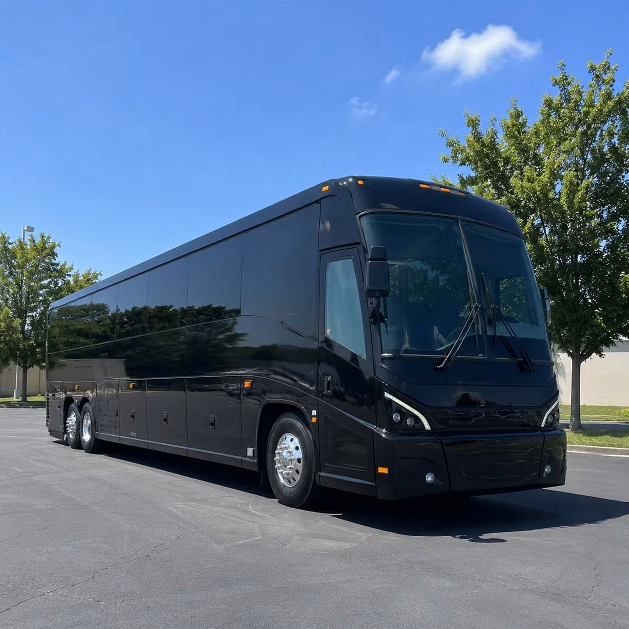 charterbusrentalmiamigardensfl com connects you to corporate and convention airport shuttles in miami gardens