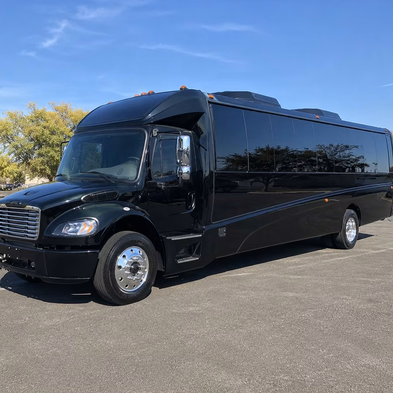 minibus rentals for smaller concert groups in miami gardens